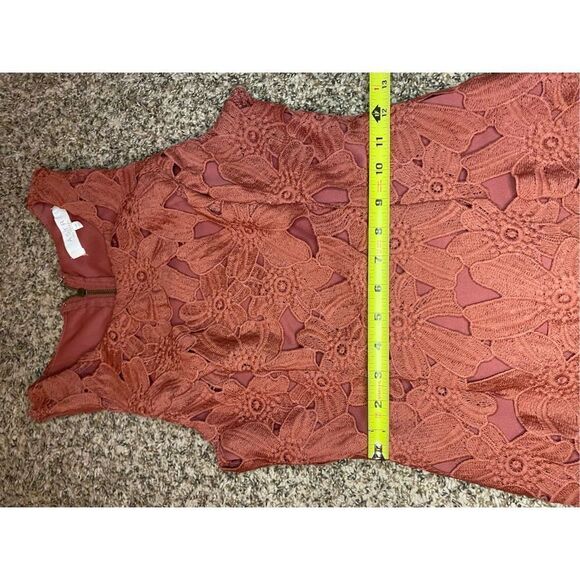 ASTR The Label Womens Mini Dress Bodycon Lace Sleeveless Brown Size Extra Small - Picture 6 of 9